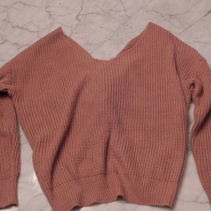 Low back Twist Sweater